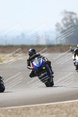 media/Sep-20-2025-TrackDaz (Sat) [[27f0cde673]]/B Group/220pm (Turn 9)/